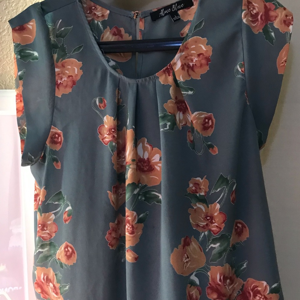 Alice Blue short sleeve floral shirt